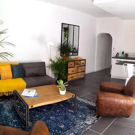 Beautifully Bright Apartment In Old Town Saint-Tropez Exterior foto