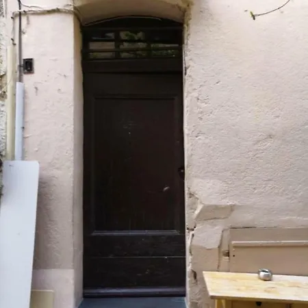 Beautifully Bright Apartment In Old Town Saint-Tropez Exterior foto